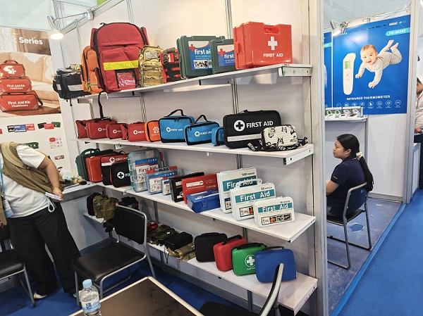 UNTUK PELEPASAN SEGERA Kekal Bersedia dengan Kit Kecemasan 72 Jam Penting daripada Penyelesaian ReadyGuard